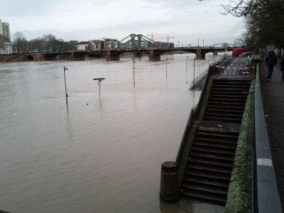Hochwasser_am_Main.jpg